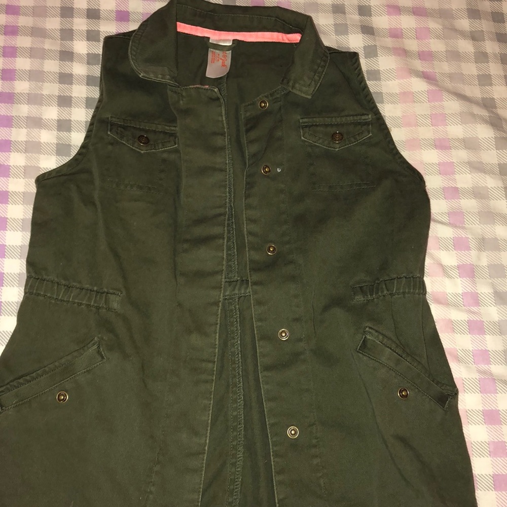 Girls Green vest
